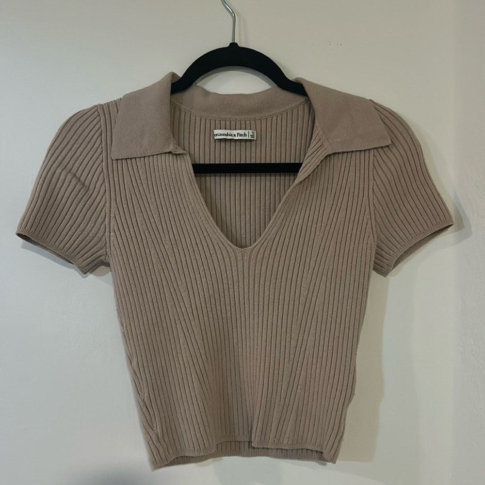 Abercrombie rib knit collared crop top